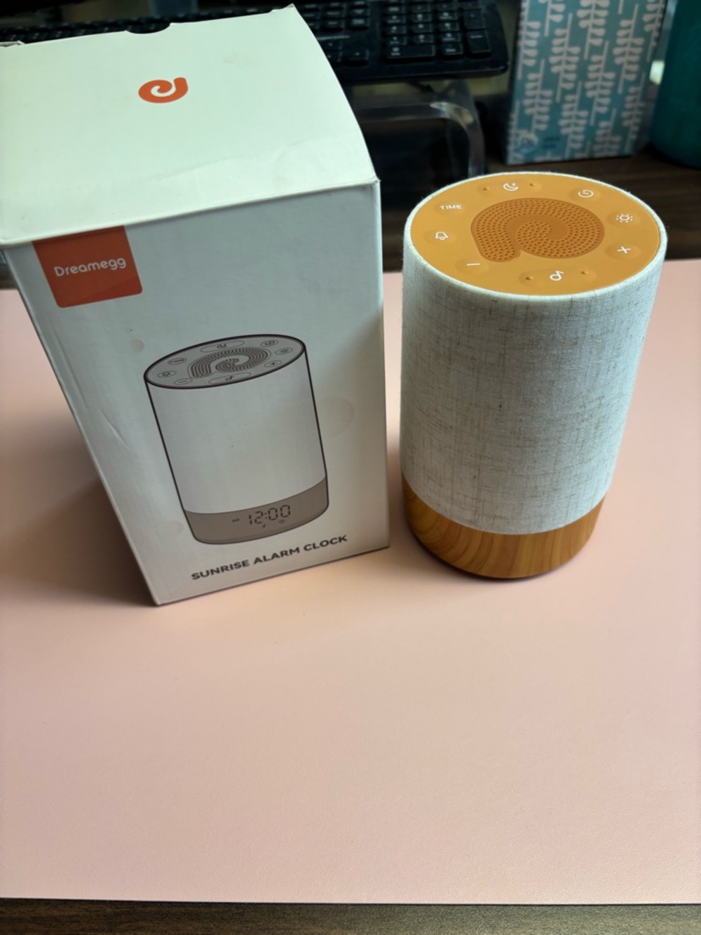 Dreamegg Sunrise Alarm Clock - Beige Fabric & Wood Tone